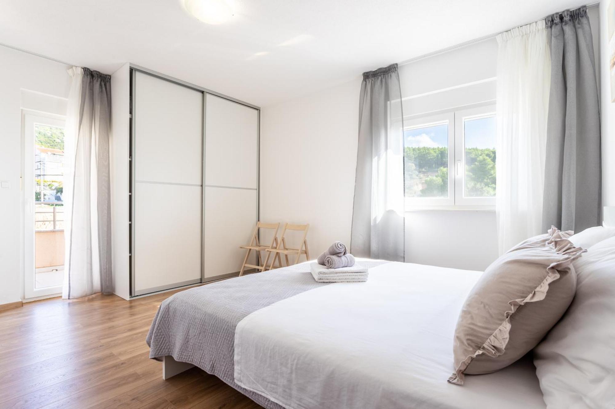Villa Ana Perfect For Families With Kids And Groups,House With Heated Pool โปดสตรานา ภายนอก รูปภาพ