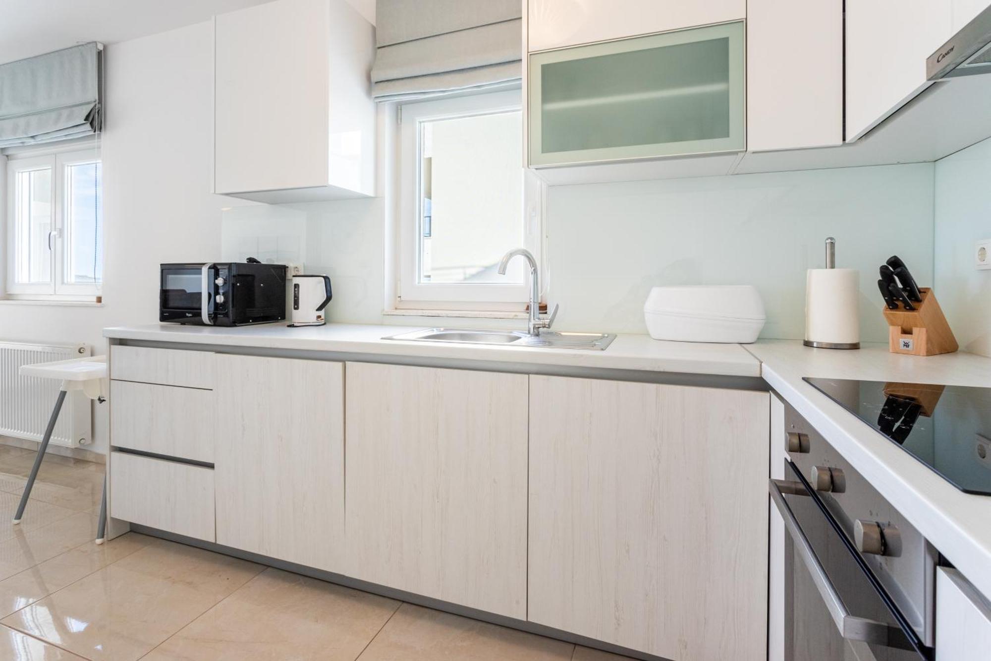 Villa Ana Perfect For Families With Kids And Groups,House With Heated Pool โปดสตรานา ภายนอก รูปภาพ