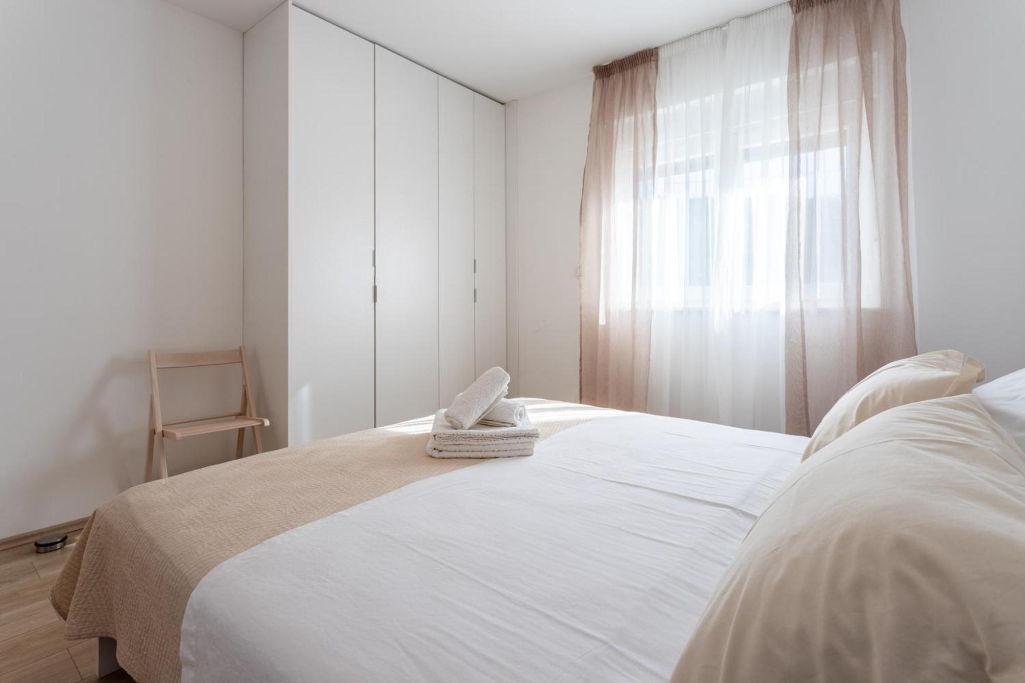 Villa Ana Perfect For Families With Kids And Groups,House With Heated Pool โปดสตรานา ภายนอก รูปภาพ